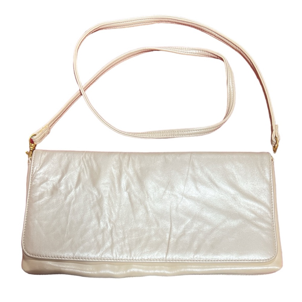 Stone Mountain Vintage Pearlescent Crossbody Clutch NBW